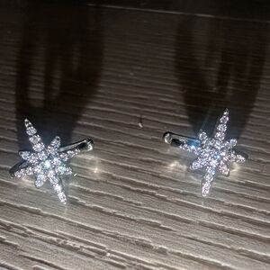 Pair of 8-pointed Star Shaped Ear Cuffs